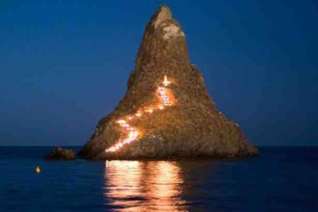 Malavoglia Suite 18 Aci Castello Εξωτερικό φωτογραφία