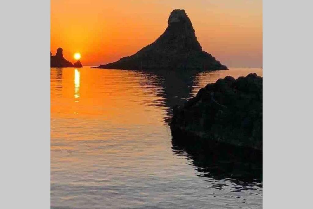 Malavoglia Suite 18 Aci Castello Εξωτερικό φωτογραφία